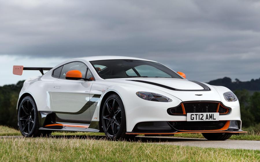 Aston Martin V12 Vantage GT12 (UK) '2015